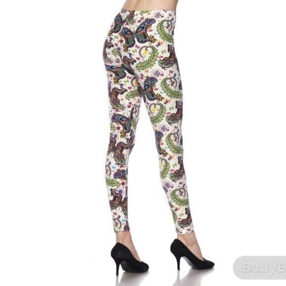 Butterfly Buttery Leggings Plus - Picture 3 of 9
